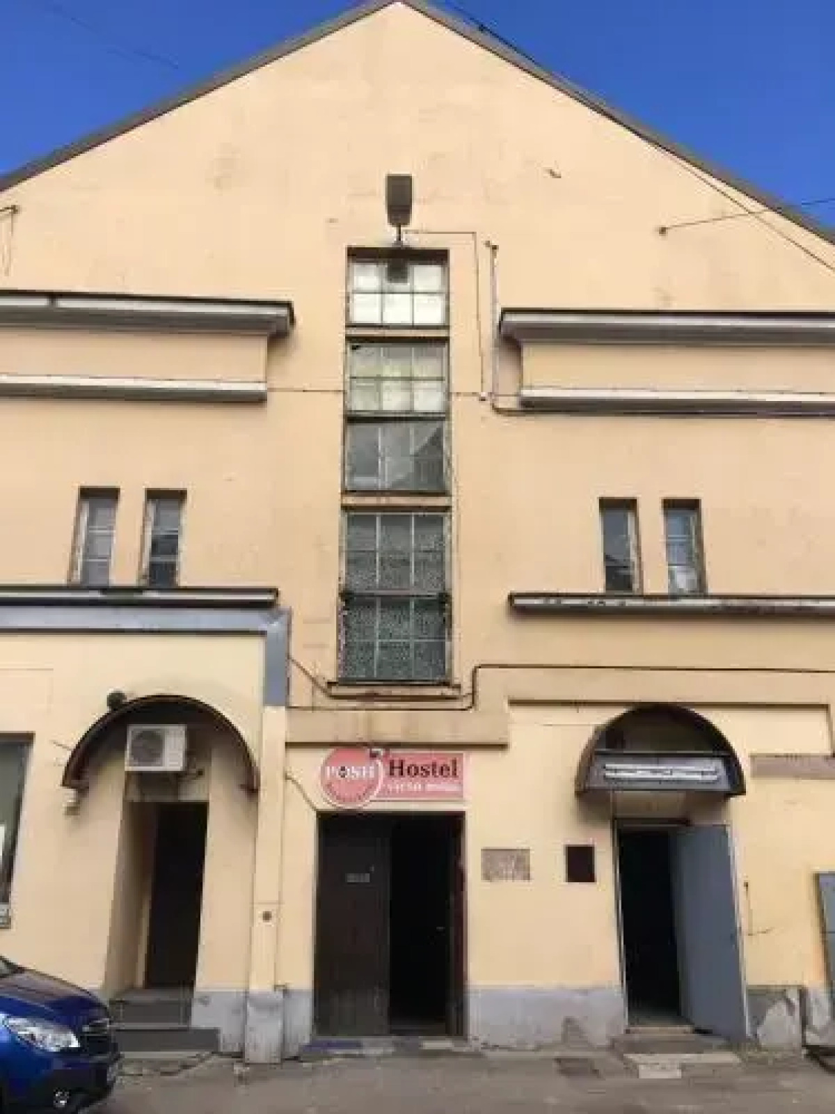 Posh Backpackers Hostel