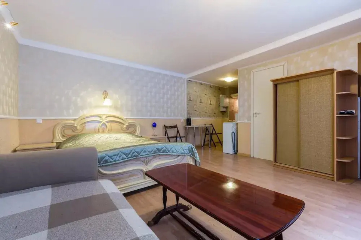 Студия на Казанской