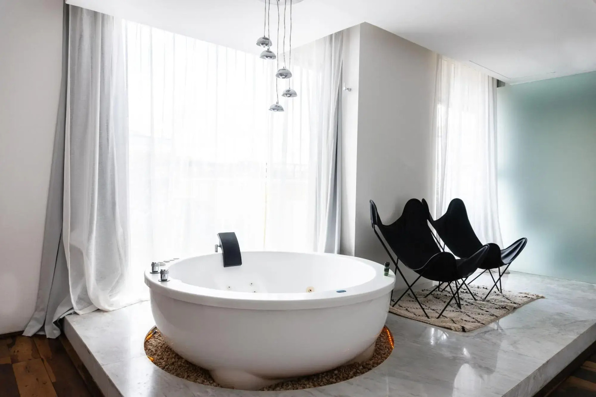 Be Playa Hotel Boutique & Rooftop Bar