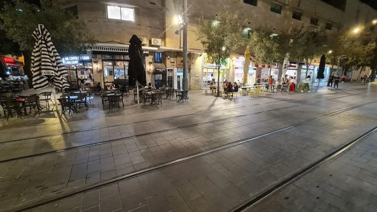 Capsule & Dormitory Space-X