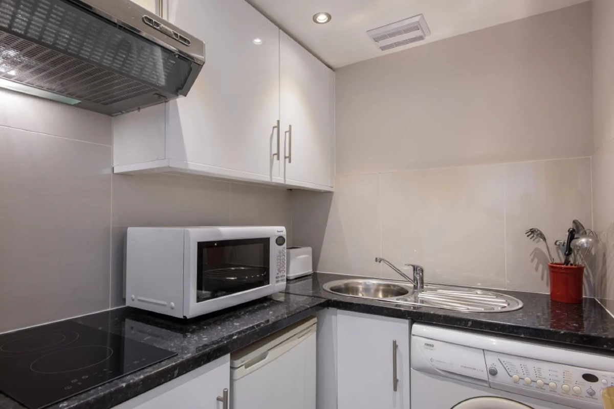 Chelsea Cloisters Serviced Apartments