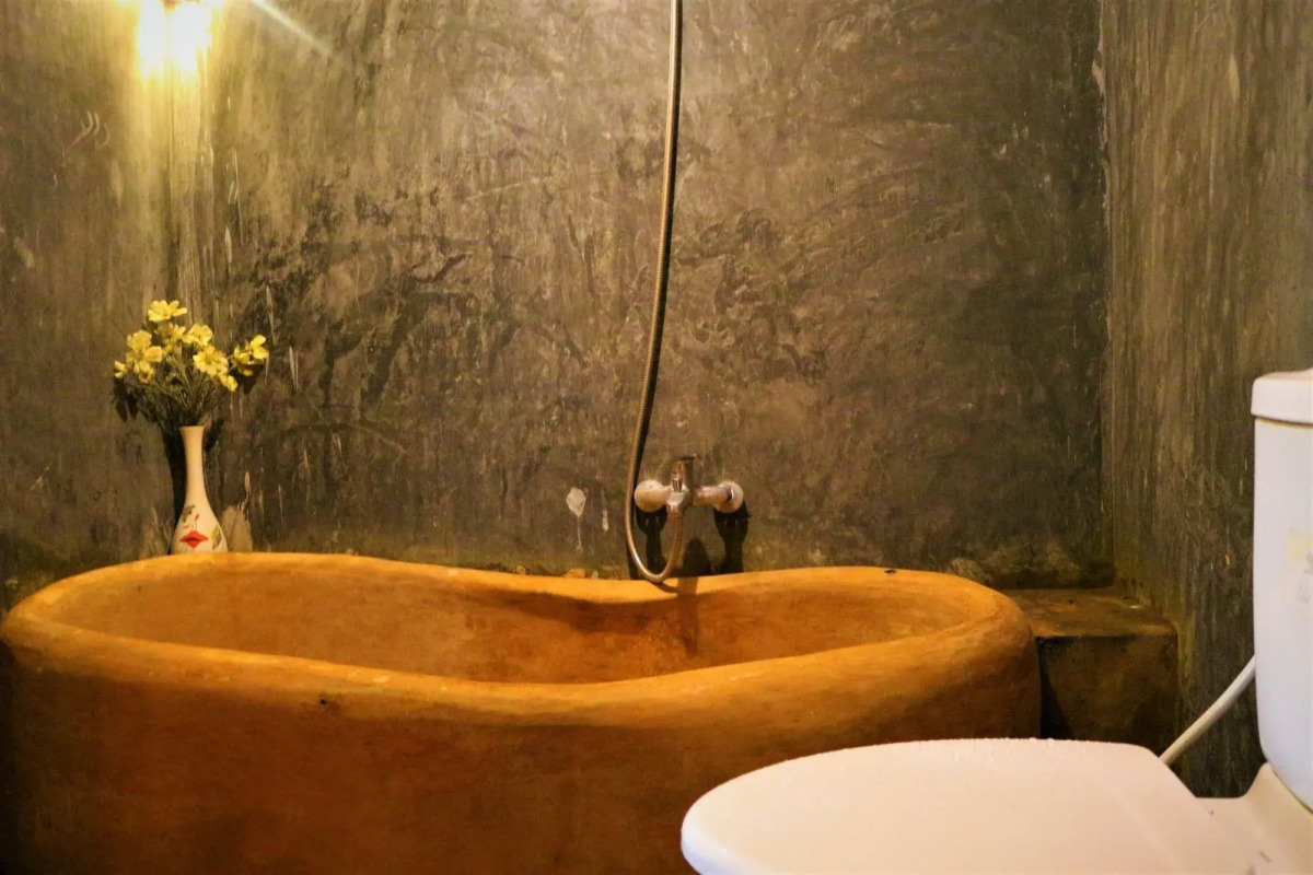 Under the coconut tree - Hostel