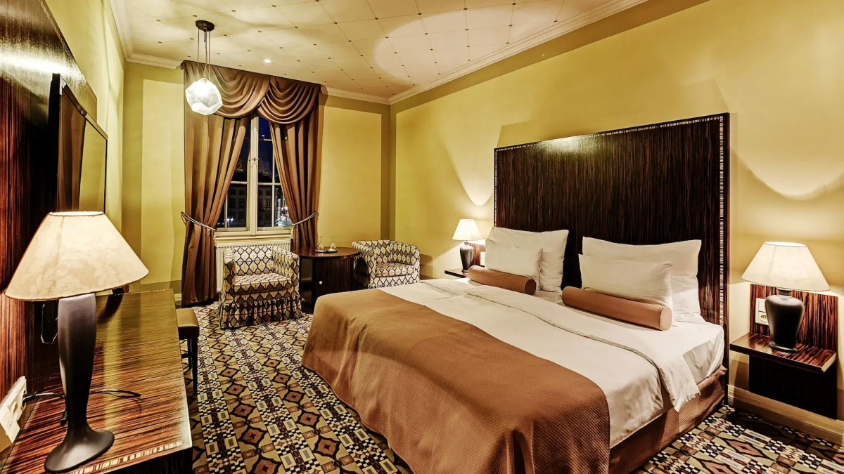 Grandezza Hotel Luxury Palace