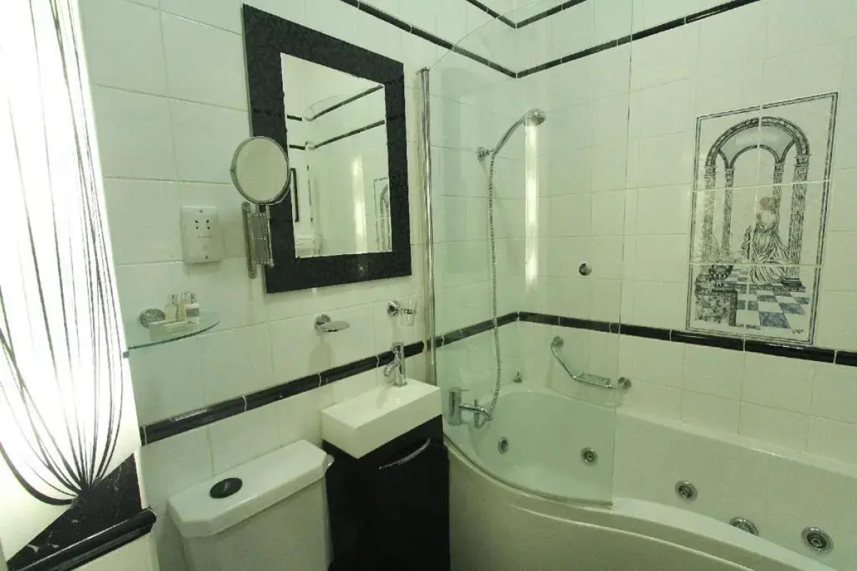 Opulence Boutique Hotel