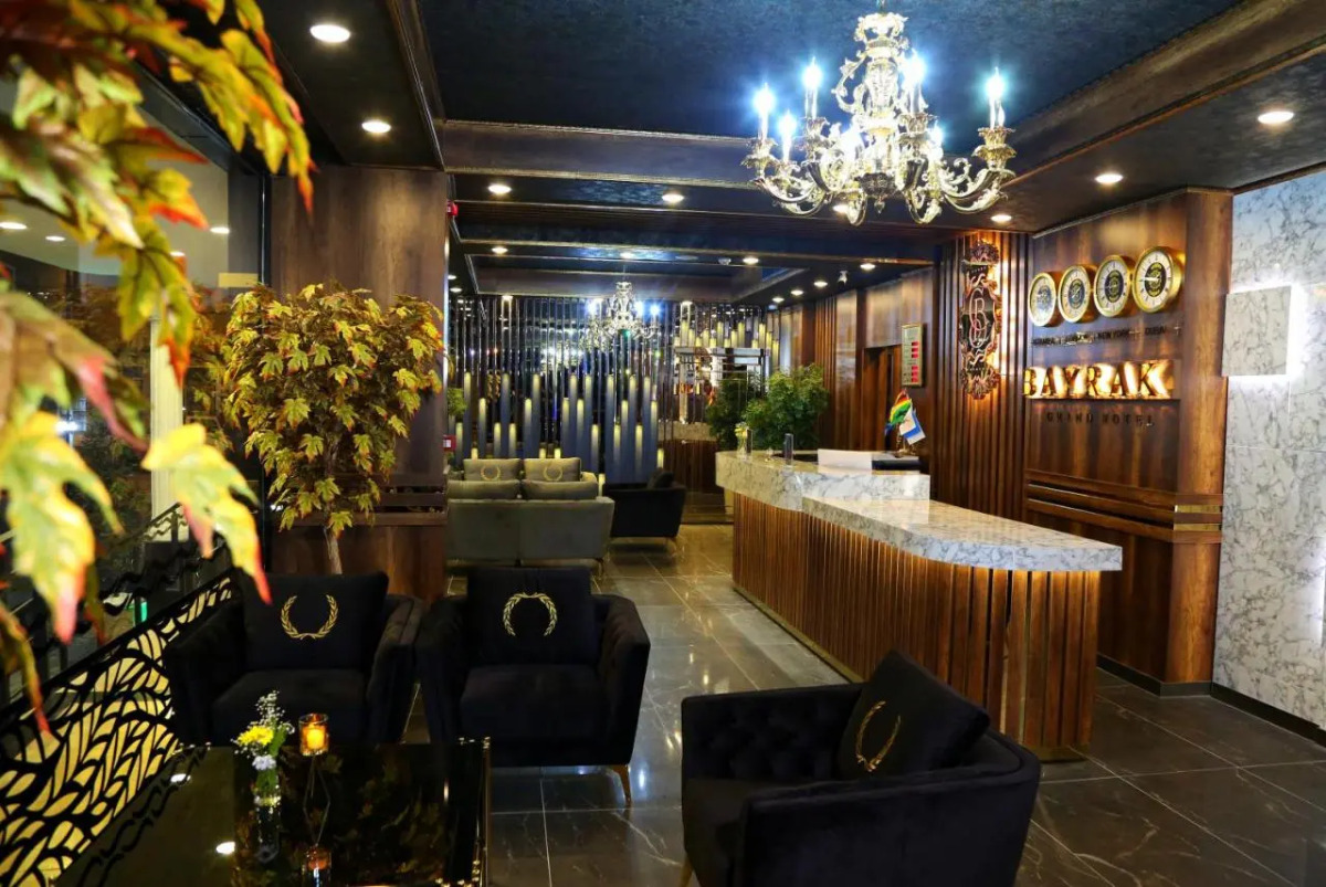 Bayrak Grand Hotel