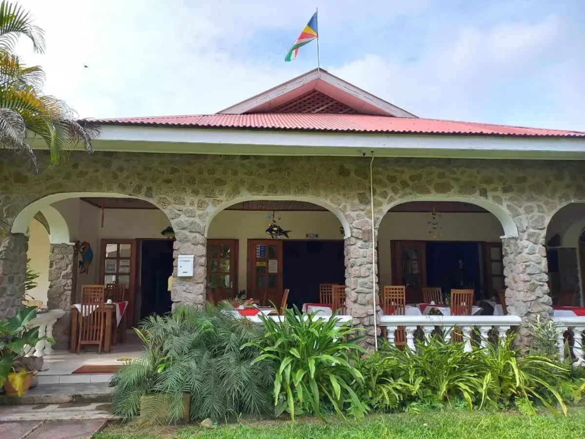 Villa Rafia Guesthouse