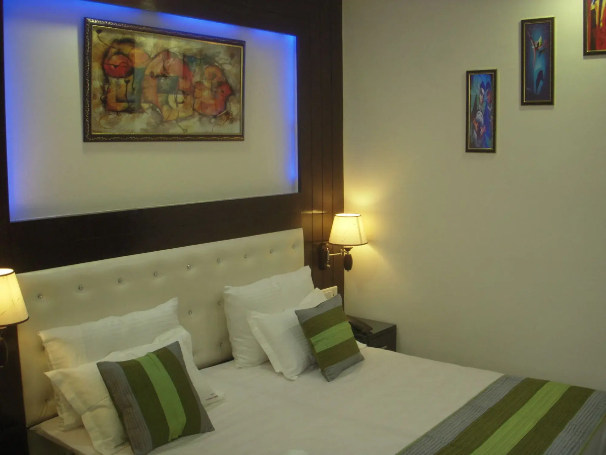 Hotel Tashkent Palace