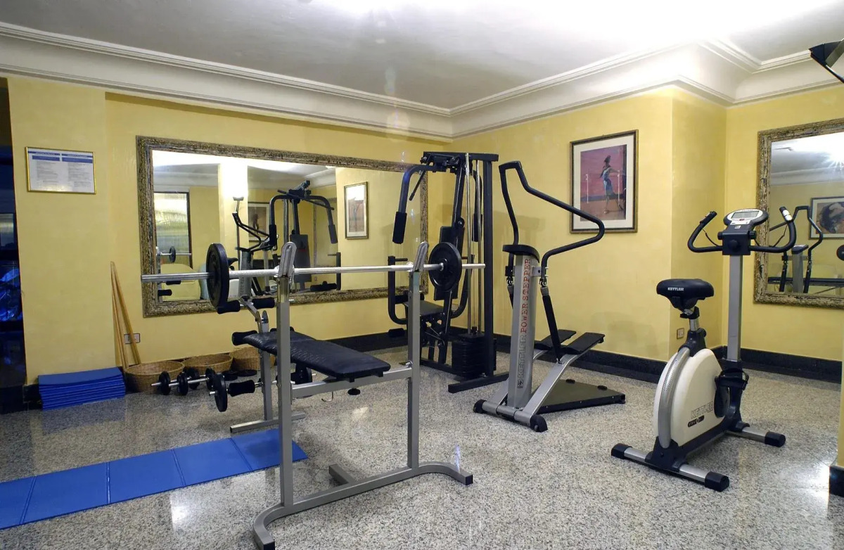 Hellenia Yachting Hotel