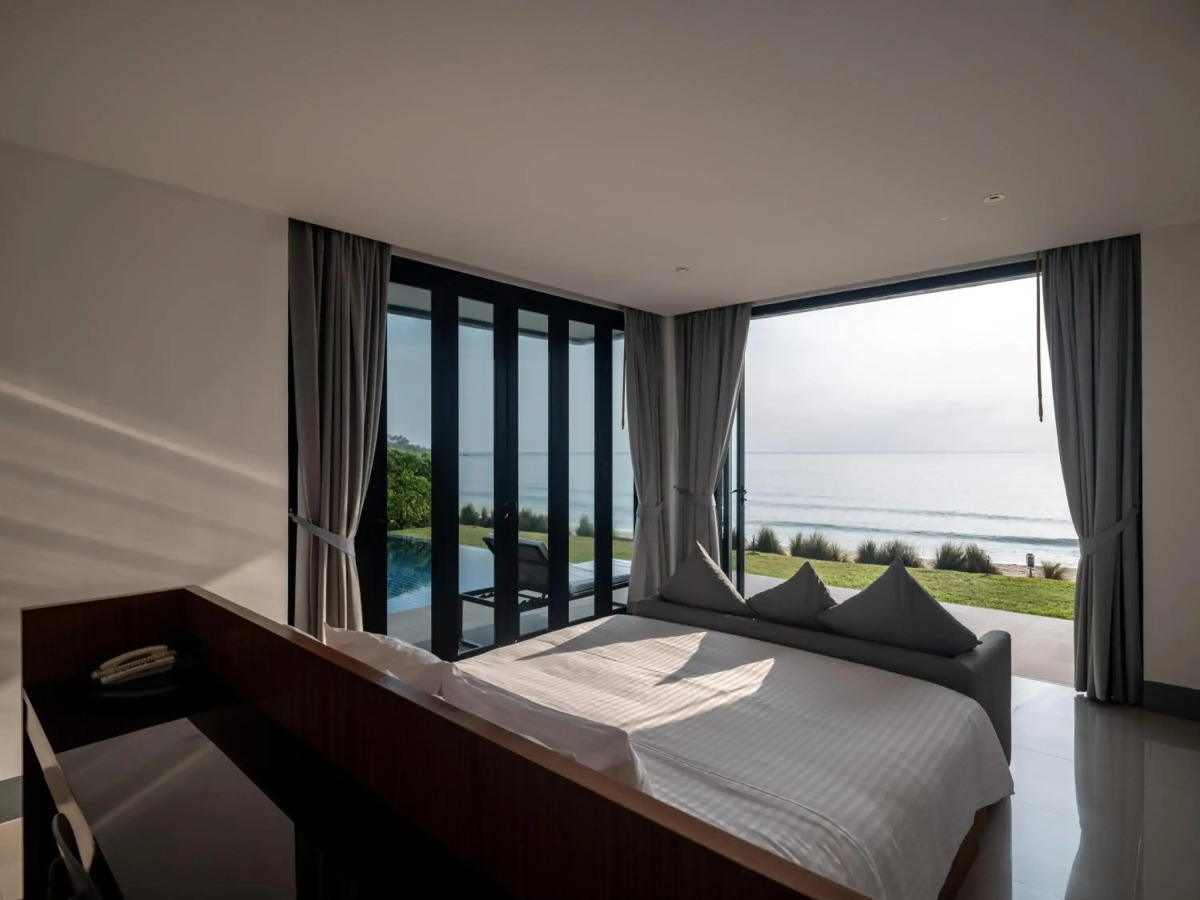 Sunshine Paradise Resort