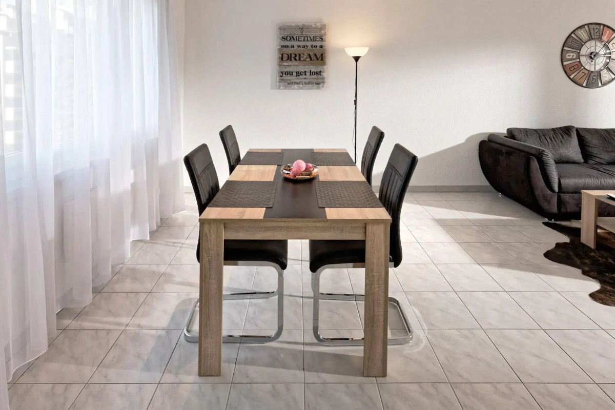 Max Aviation Villa & Apartments