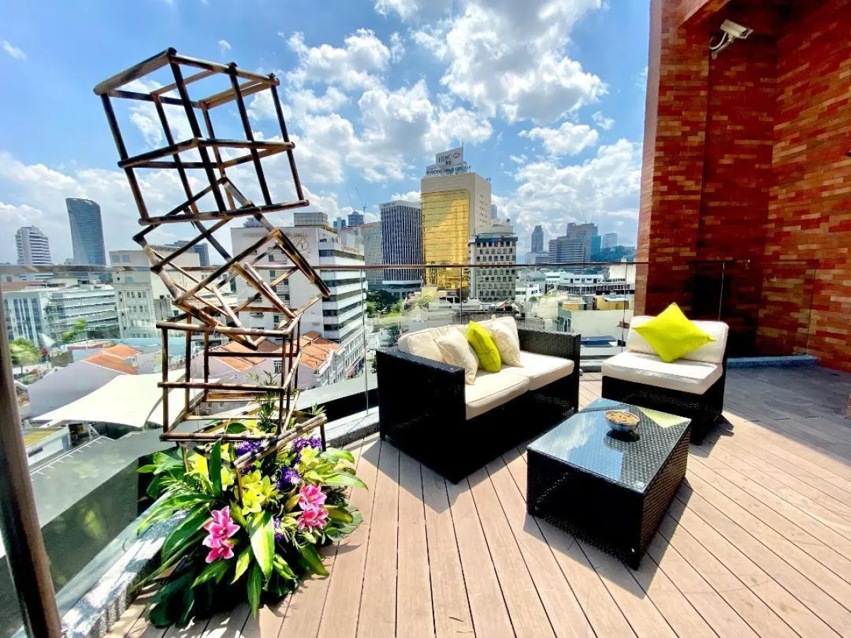 Santa Grand Hotel Central Market