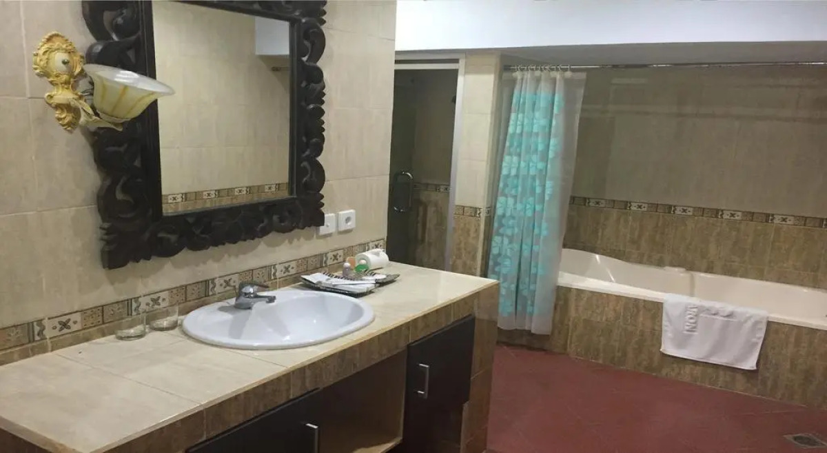 Puri Saron Hotel Madangan