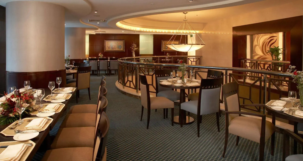 Al Manzel Hotel Apartments