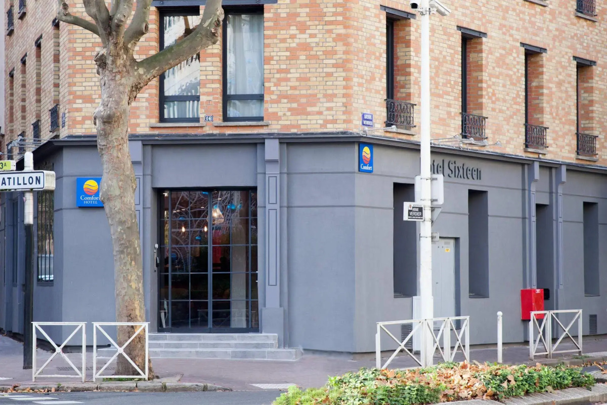 Hotel Sixteen Paris Montrouge