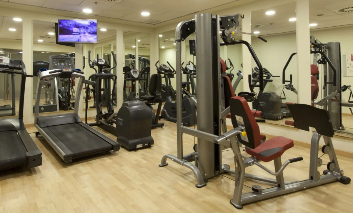 Отель Sevilla Center