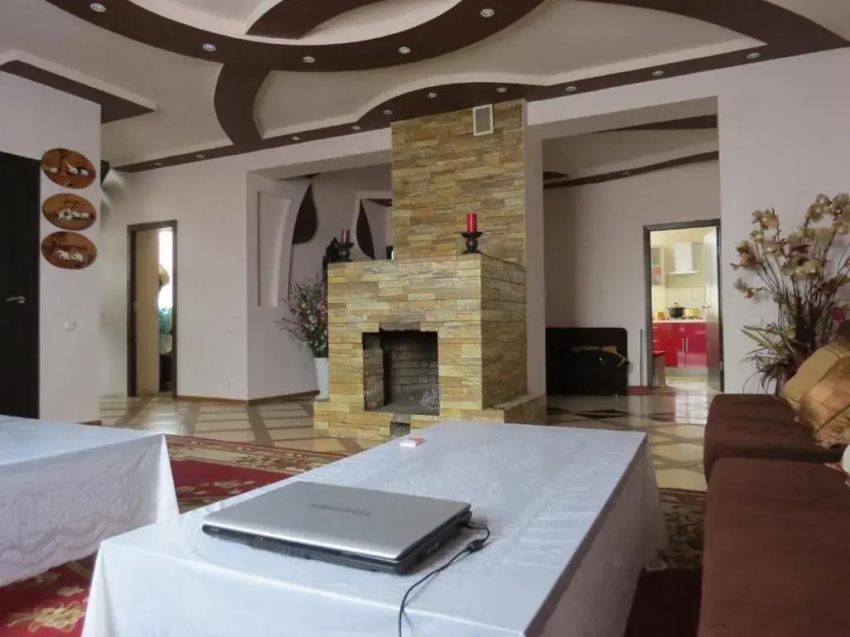 Отель Пехорская