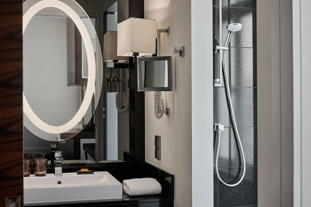 Roomers Berlin Steinplatz, Autograph Collection