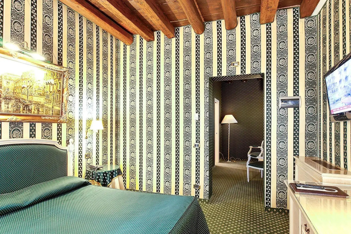 Relais Piazza San Marco