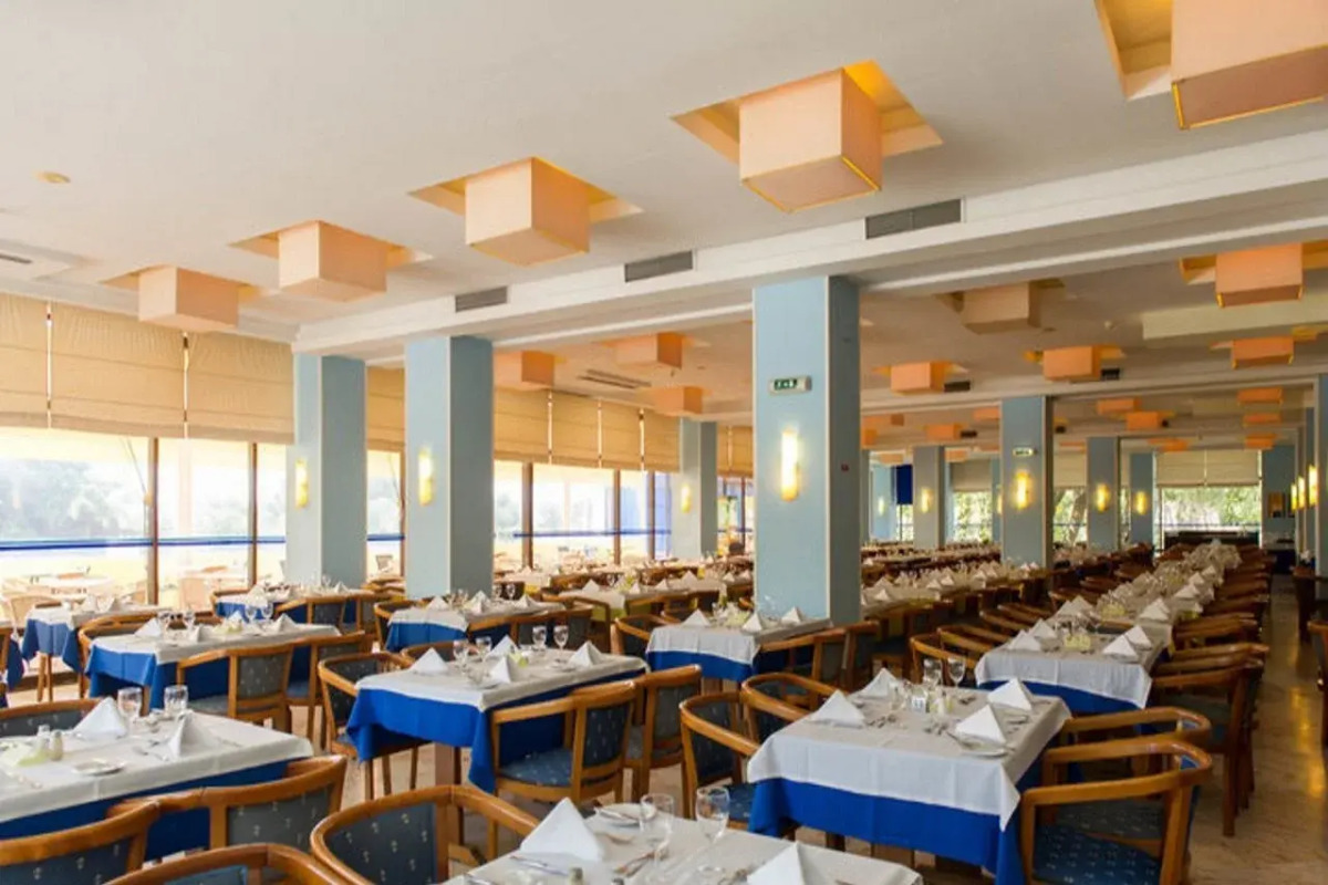 Alfamar Beach & Sport Resort