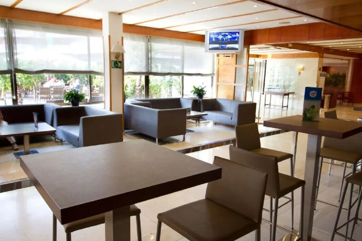 Отель Gran Garbi