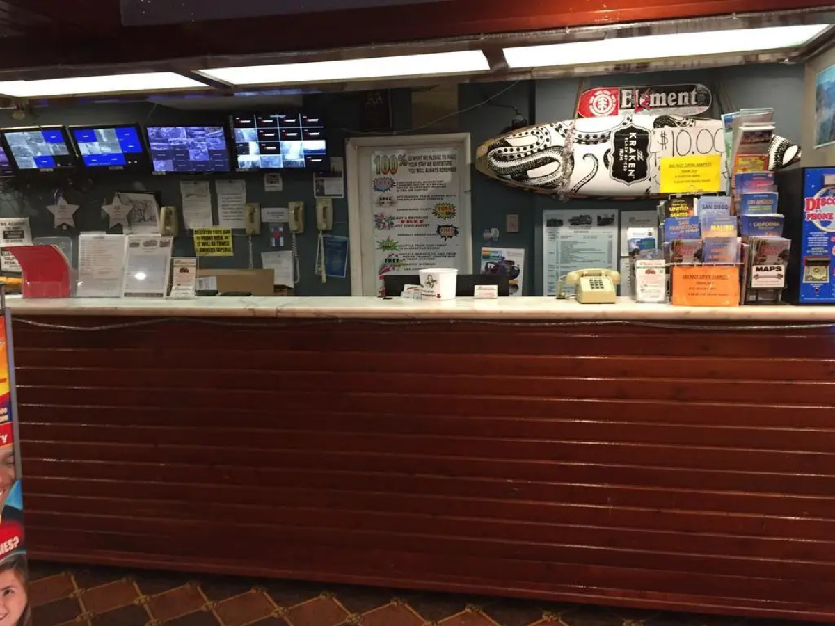 Los Angeles Backpackers Paradise Hostel