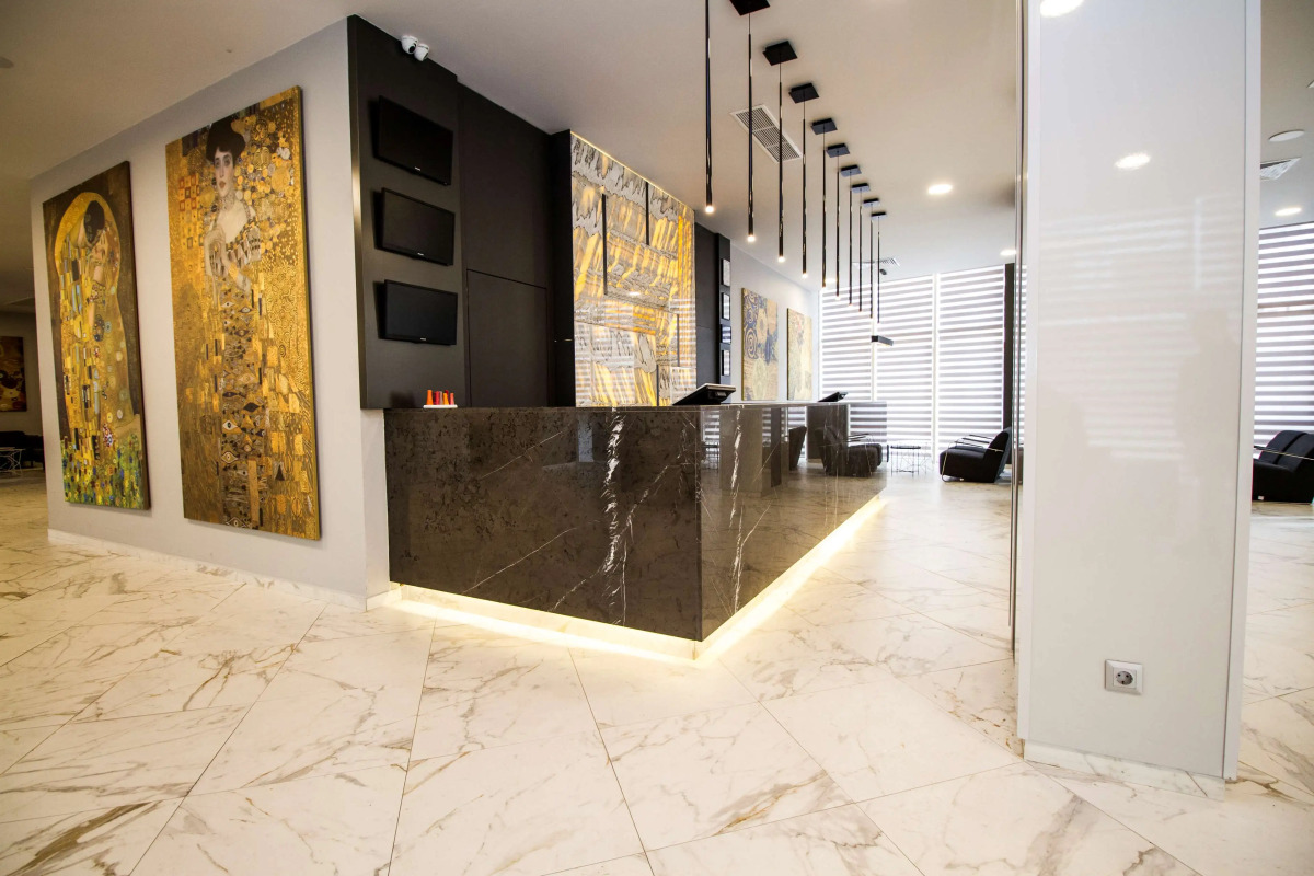 Best Western Plus Premium Inn