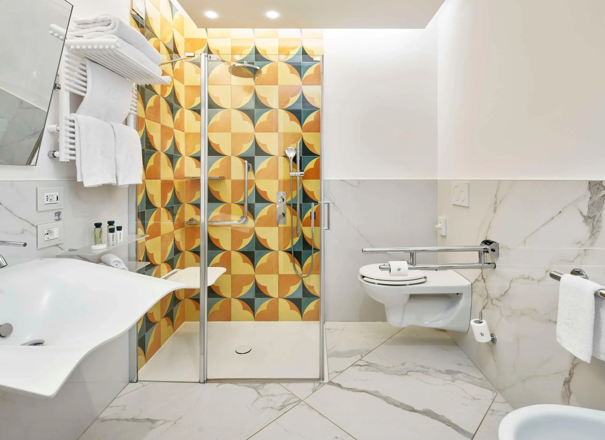 De Bonart Naples, Curio Collection by Hilton