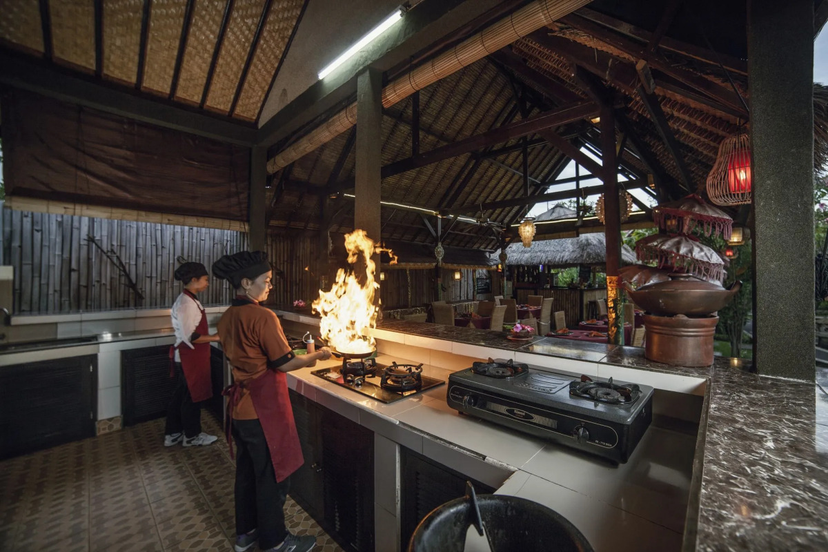 Man's Cottages and Spa