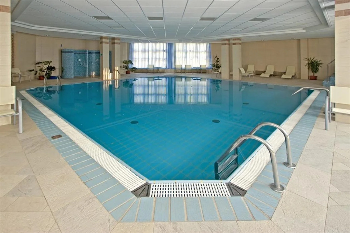 Rubin Wellness & Conference Hotel