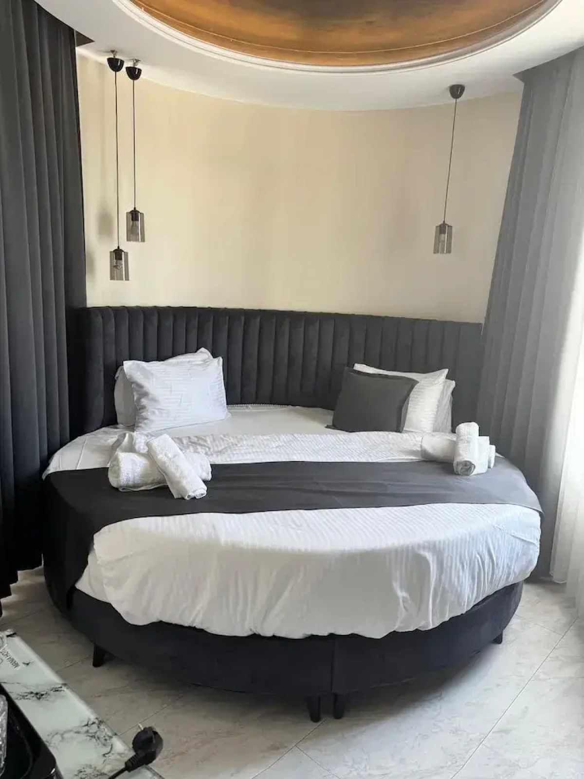 D Twins Airport Hotel