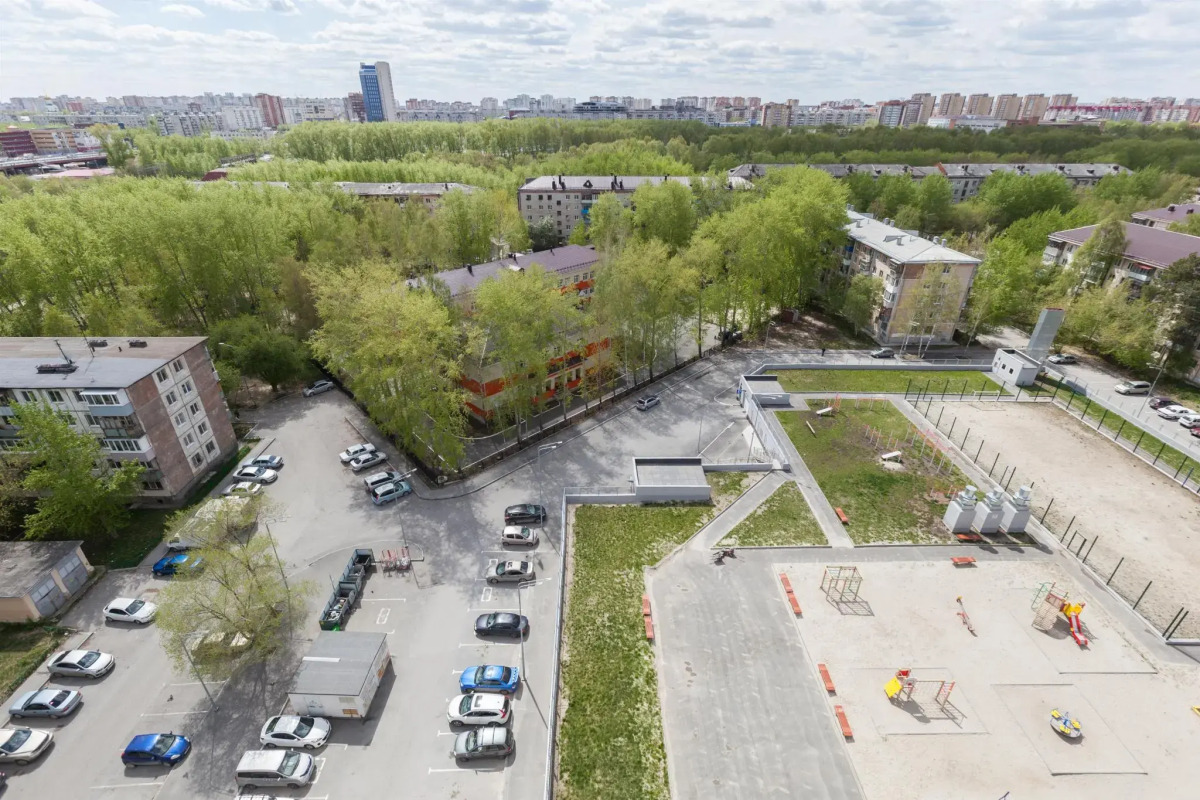 Central Park (Централ Парк) на проезде Геологоразведчиков