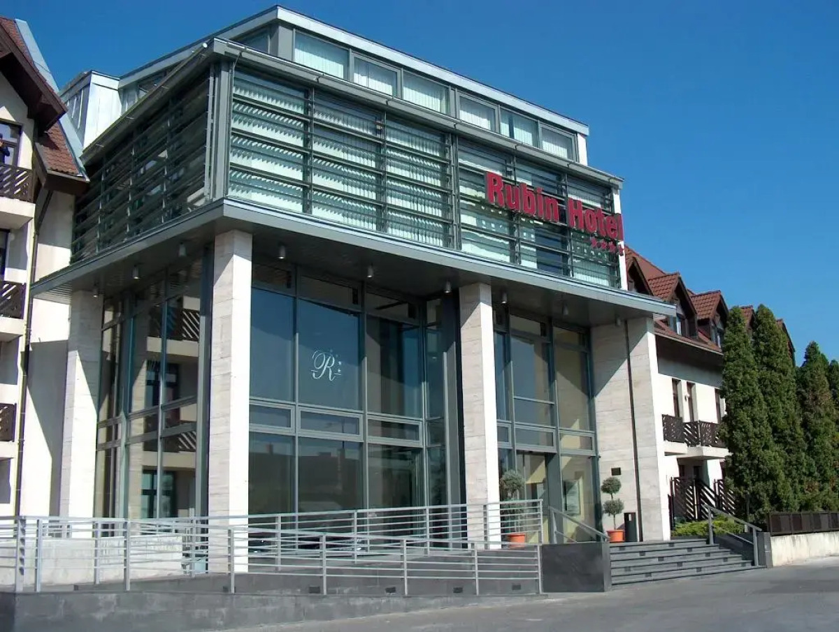Rubin Wellness & Conference Hotel