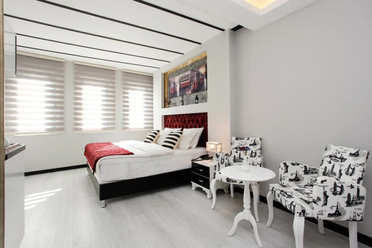 Taksim Doorway Suites
