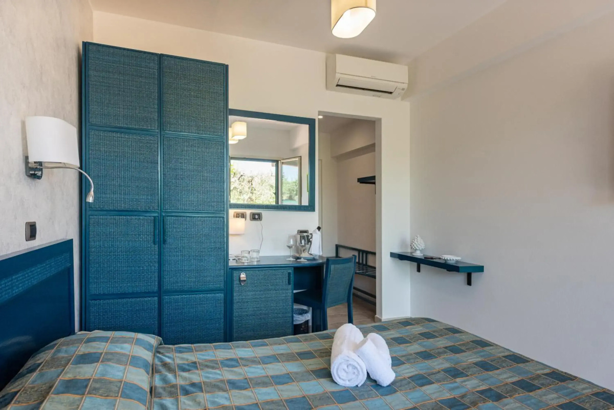 Hotel Baia Del Capitano