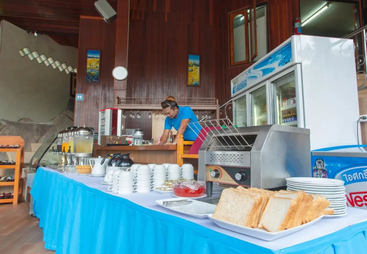 Haad Yao Bayview Resort & Spa