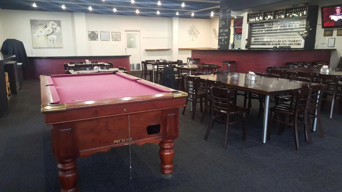 Kiwi International Hotel