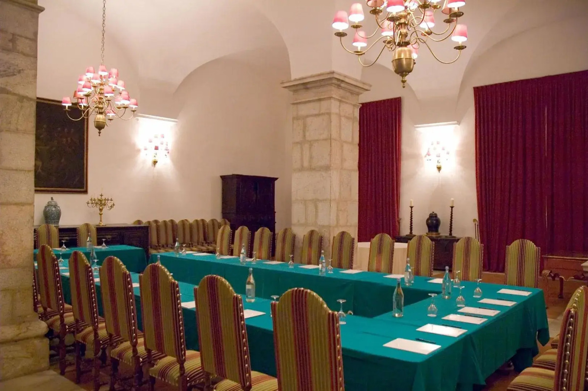 Pousada Castelo de Estremoz - Historic Hotel