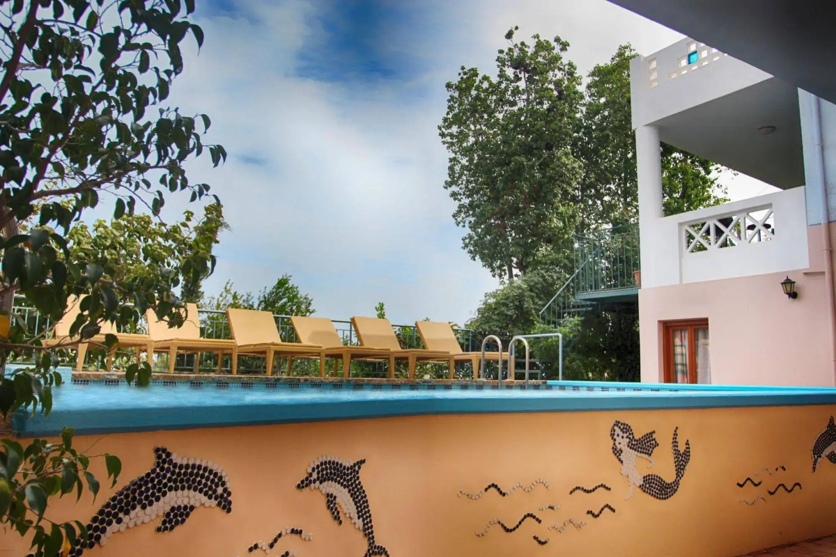 Romantica Hotel Apartments