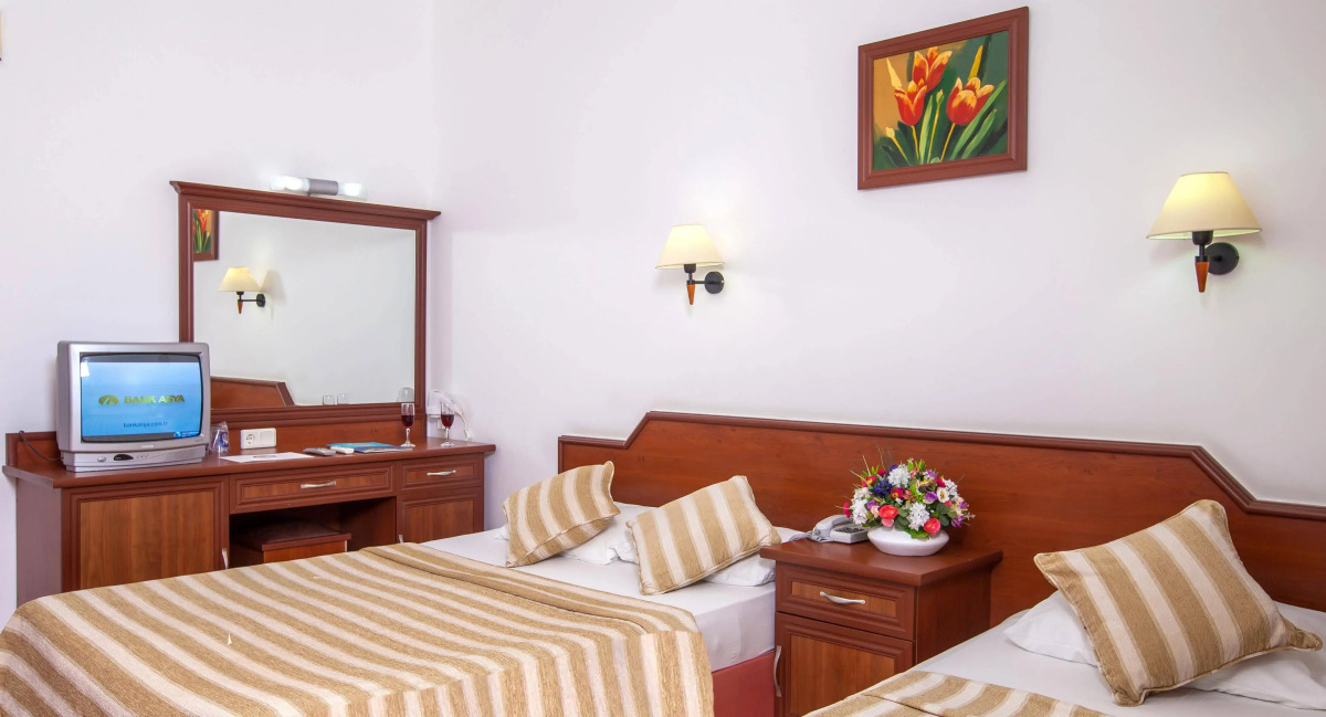 Отель Xeno Eftalia Resort 