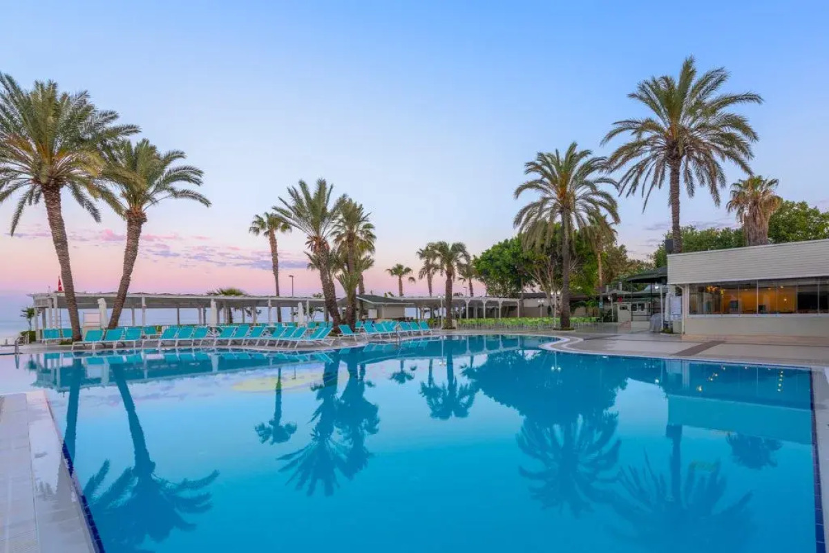 Sandy Beach Hotel - All Inclusive