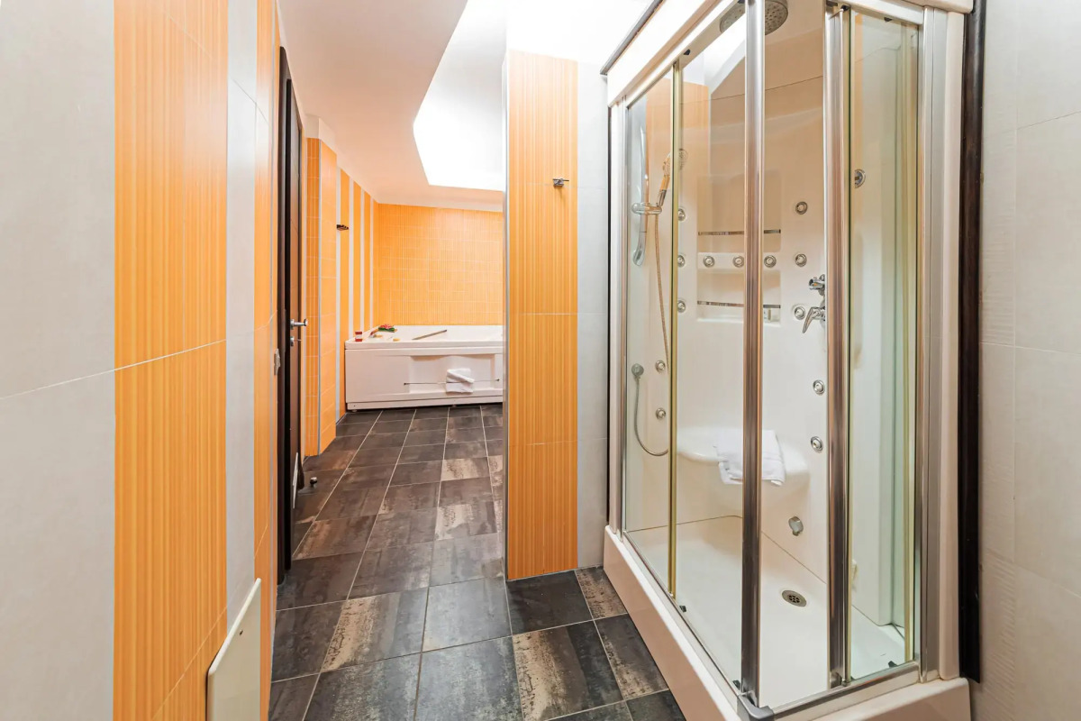 Abalon Pompei Resort