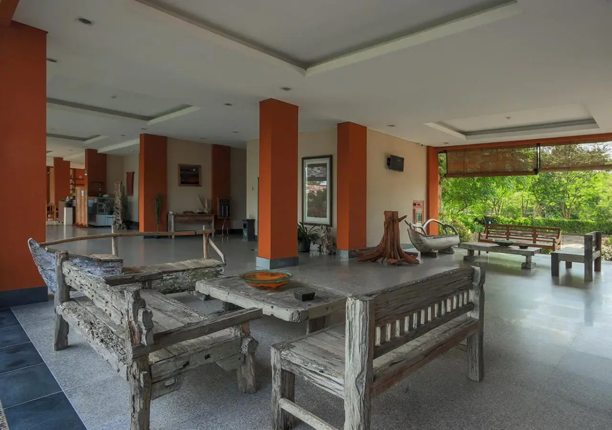 The Jayakarta Suite Komodo Flores