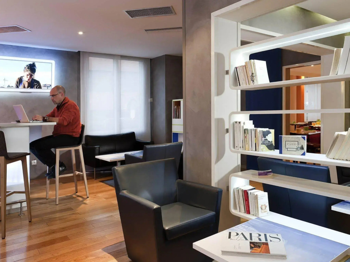 ibis Styles Paris Tolbiac Bibliotheque