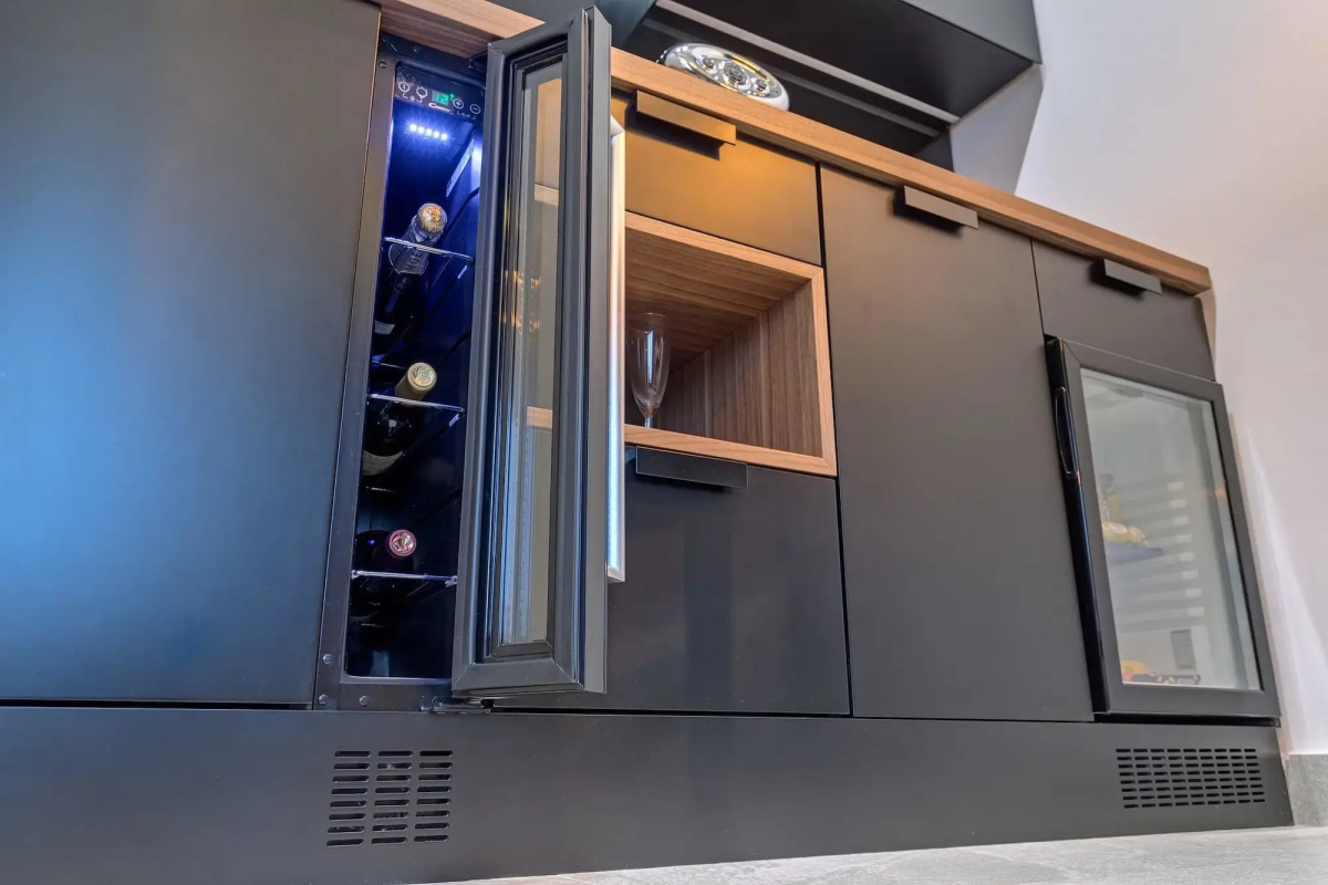 Black Pearl Luxury Suites