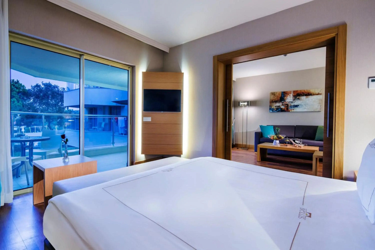 Отель Bellis Deluxe