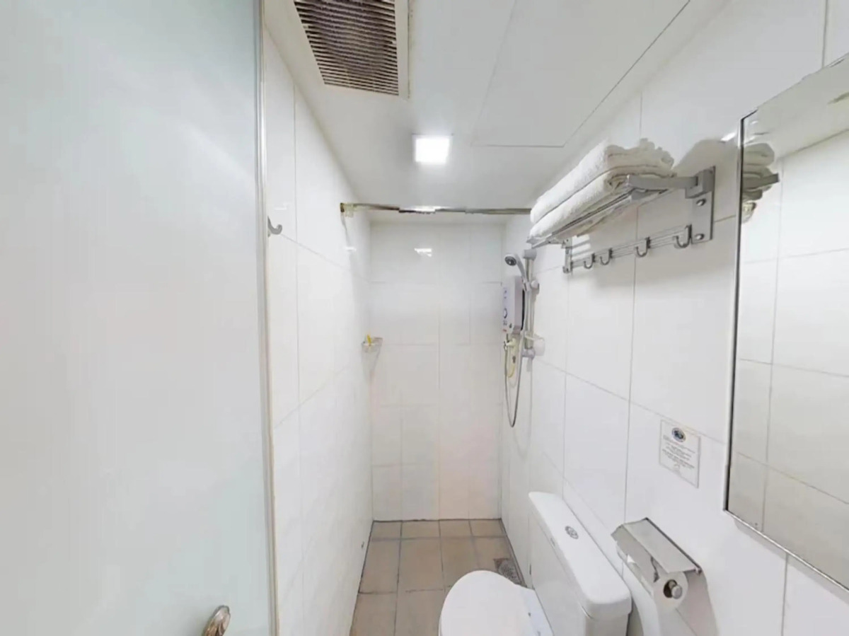 Hotel O Crossroads Hotel