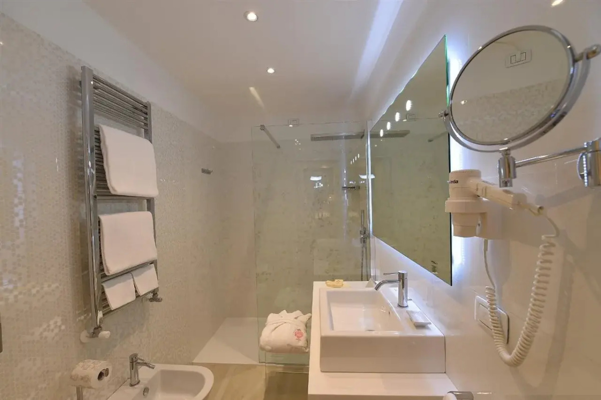 Hotel Savoia & Jolanda