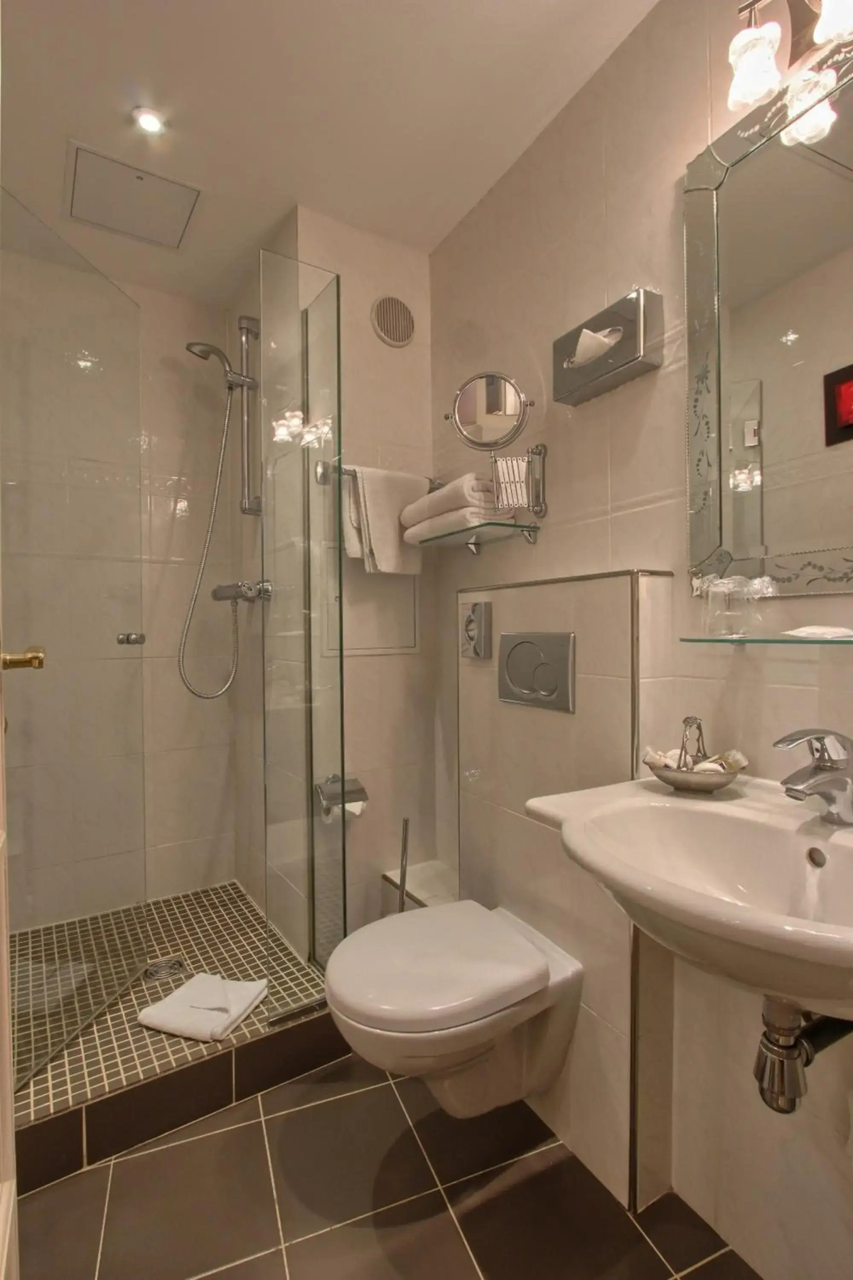 Timhotel Tour Montparnasse