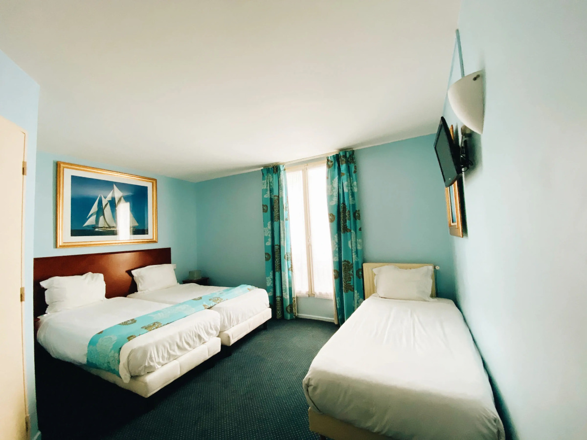 Отель Bellevue Paris Montmartre