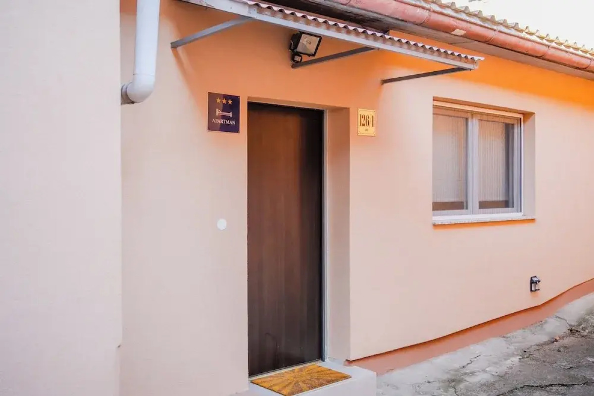 Peaceful Nest In City Center